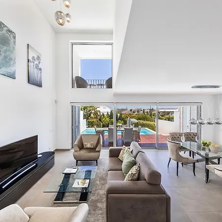 Elle Design By Ocvillas - Private Heated Pool And Jacuzzi 빌라