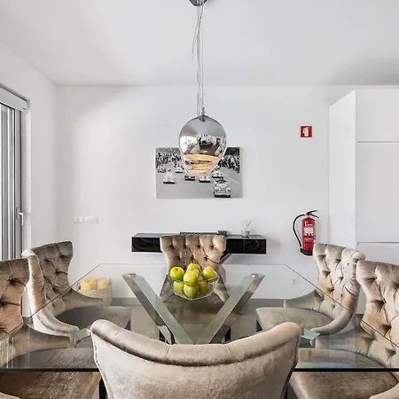 Elle Design By Ocvillas Villa