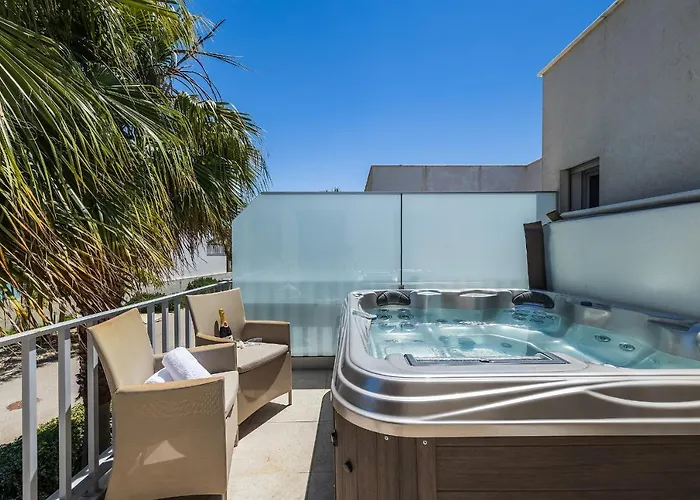 Βίλα Elle Design By Ocvillas - Private Heated Pool And Jacuzzi