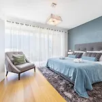 Elle Design By Ocvillas - Private Heated Pool And Jacuzzi * Albufeira