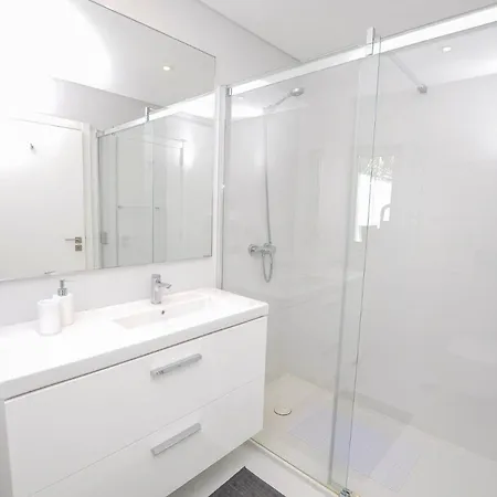 Elle Design By Ocvillas - Private Heated Pool And Jacuzzi Αλμπουφέιρα