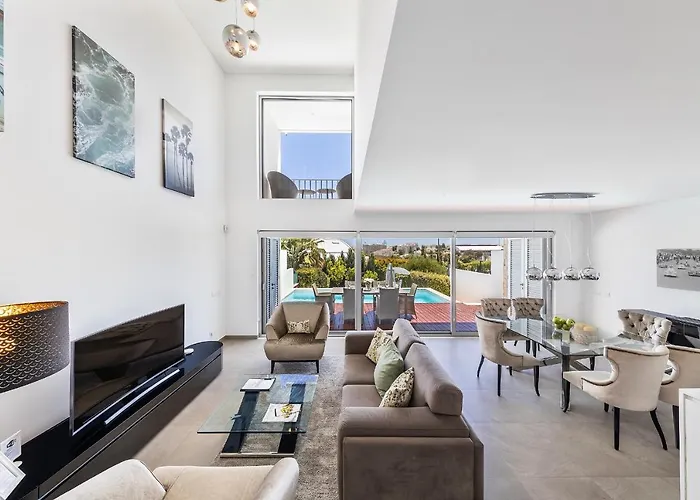 Elle Design By Ocvillas - Private Heated Pool And Jacuzzi וילה